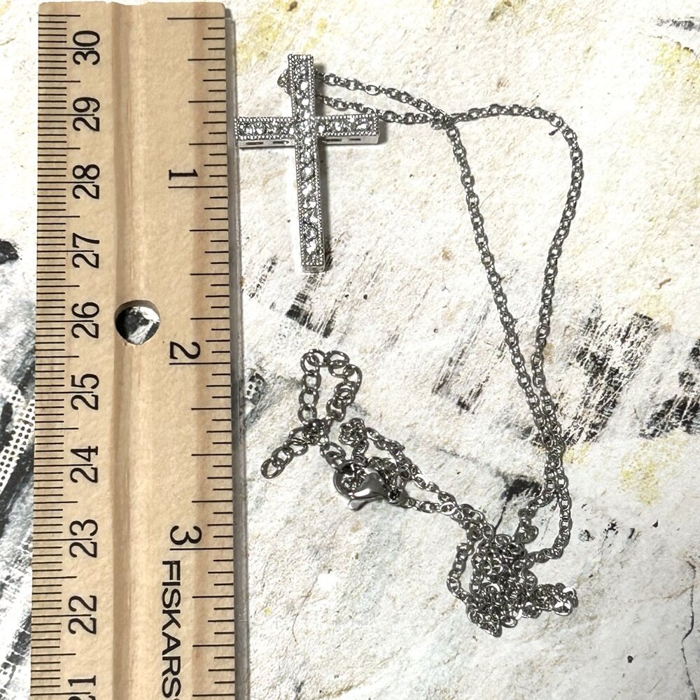 Sparkling Silver Clear Crystal Cross Pendant Necklace With Chain - Picture 7 of 11